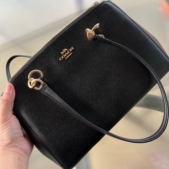 Coach black bag - Picture 3 of 9